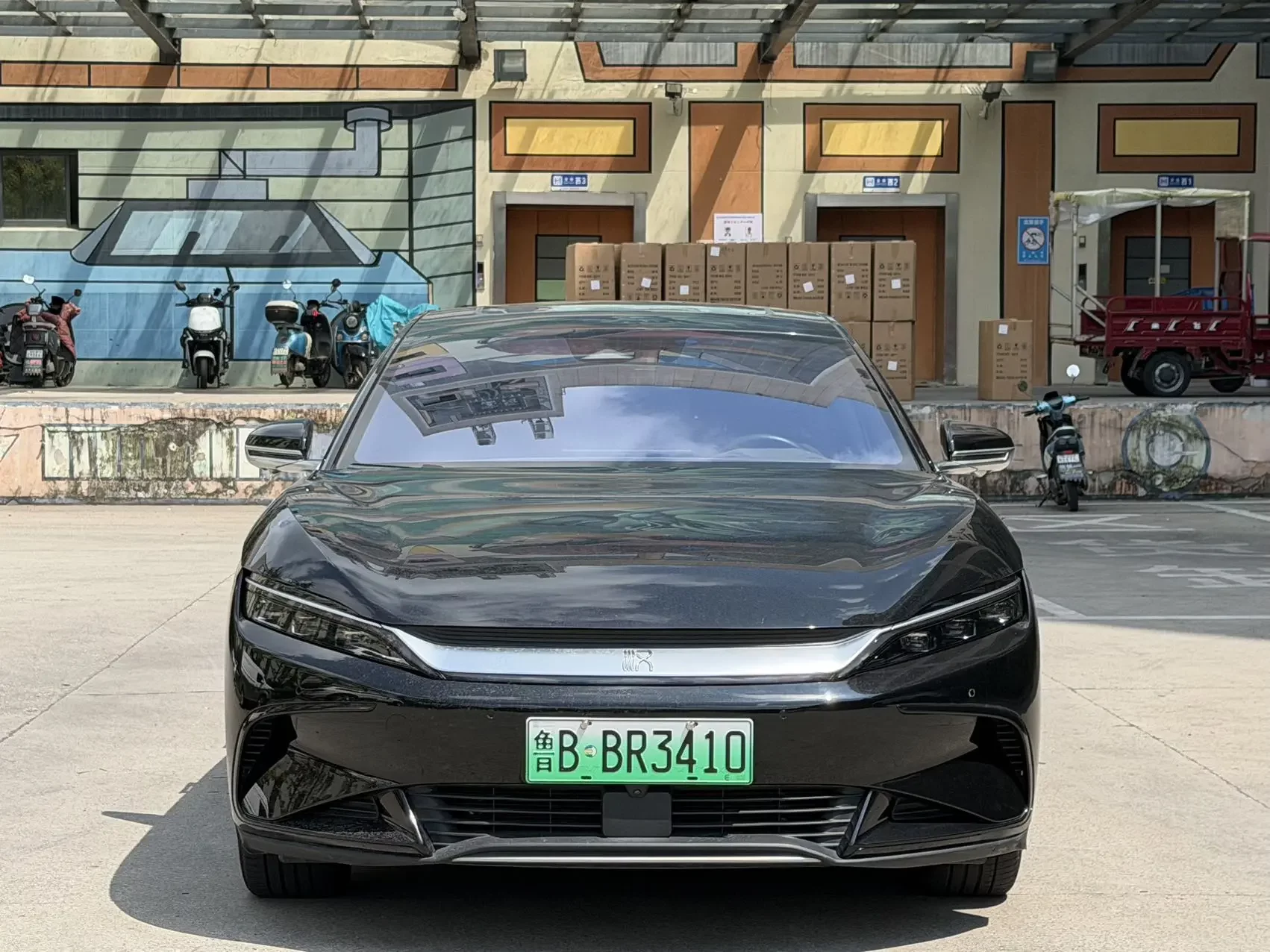 BYD Han EV