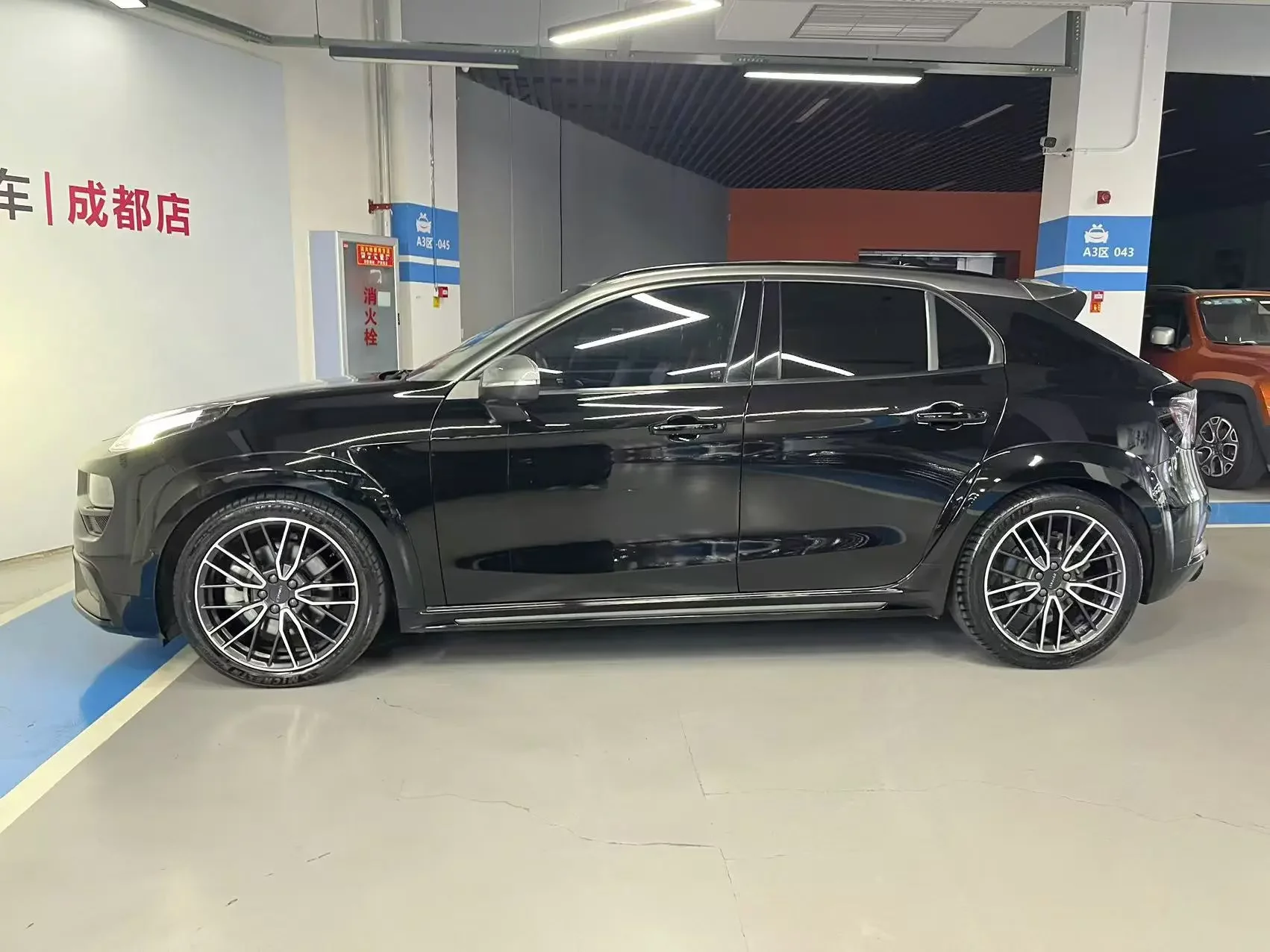 Lynk & Co 02 Hatchback