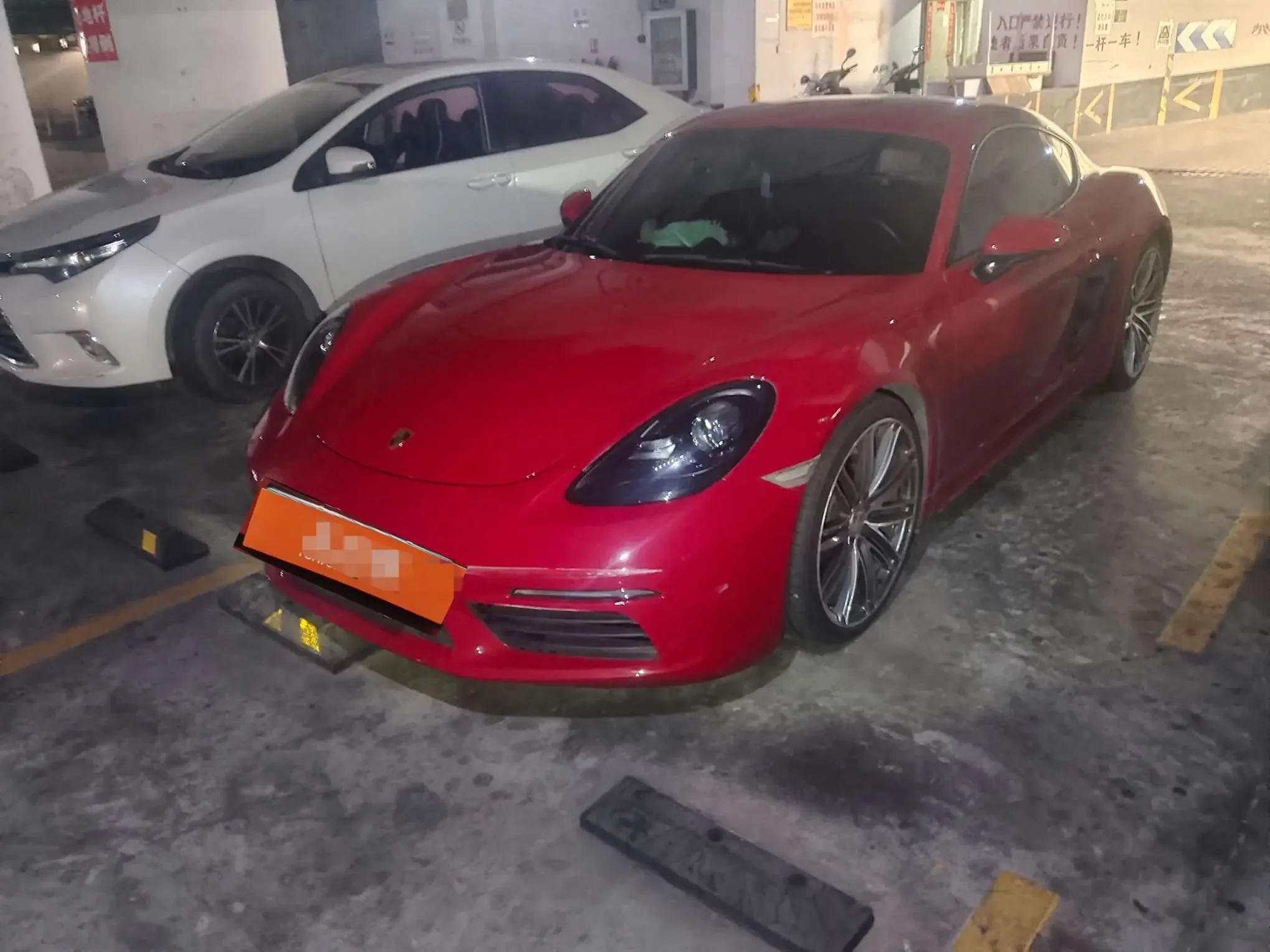 Porsche 718