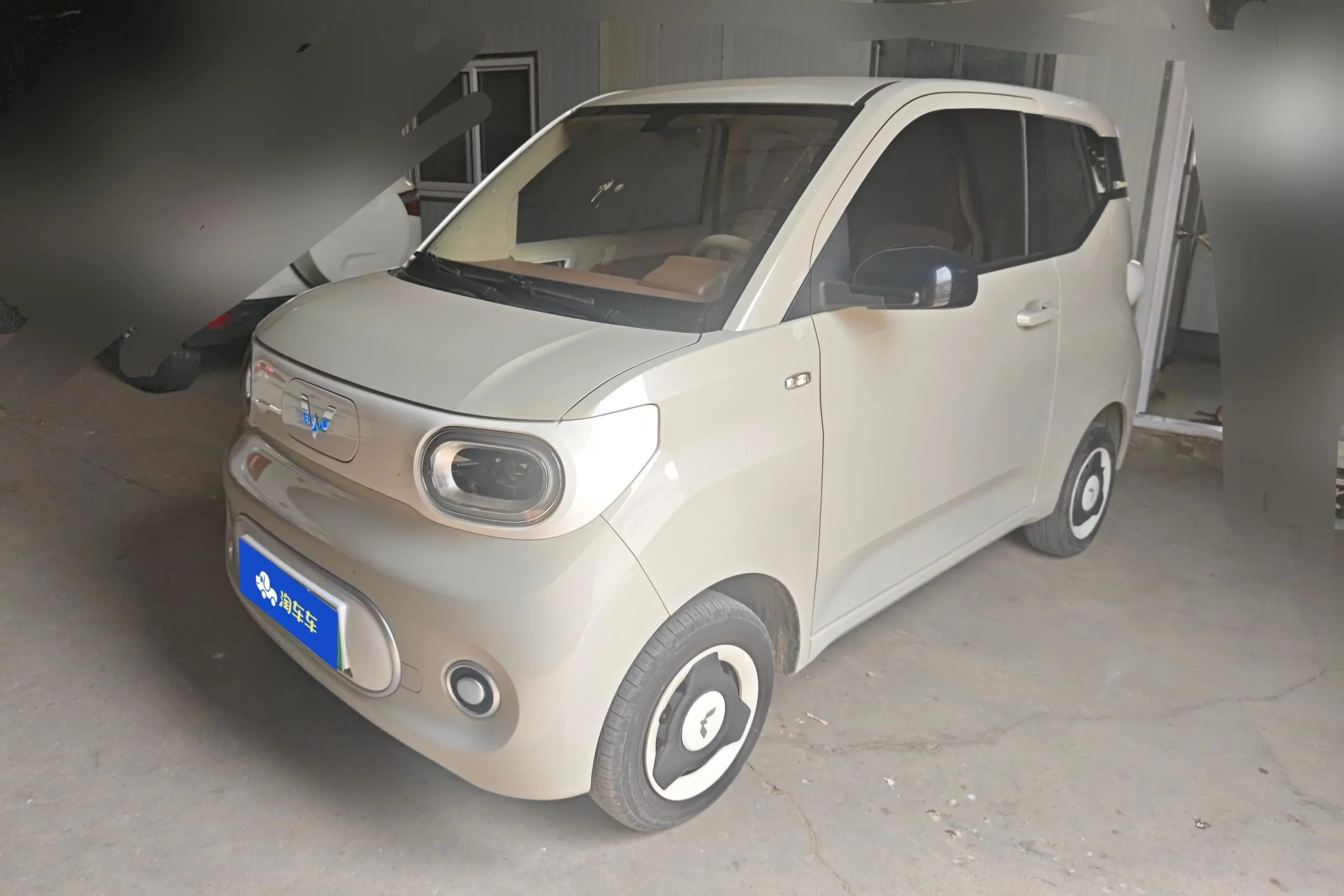 Wuling Hongguang MINIEV  из Китая