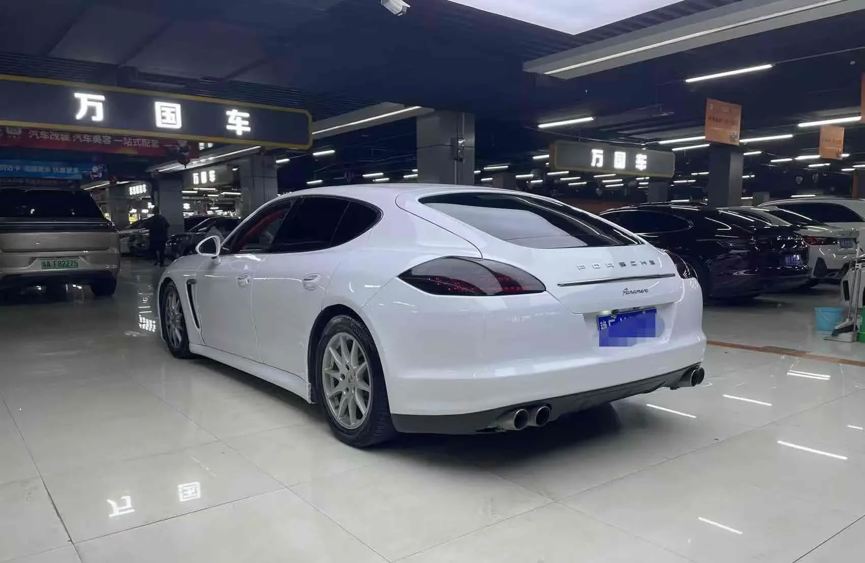 Porsche Panamera