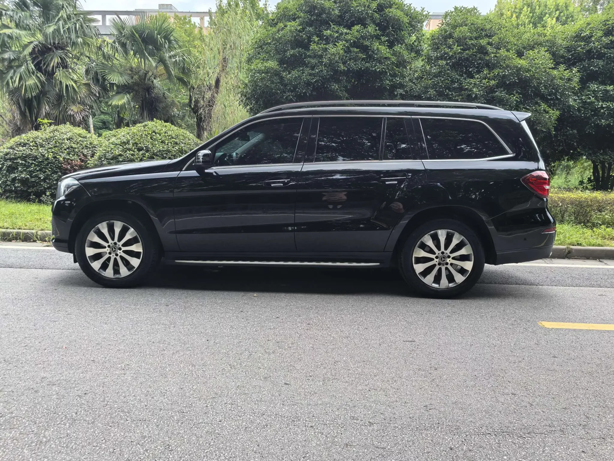 Mercedes-Benz GLS