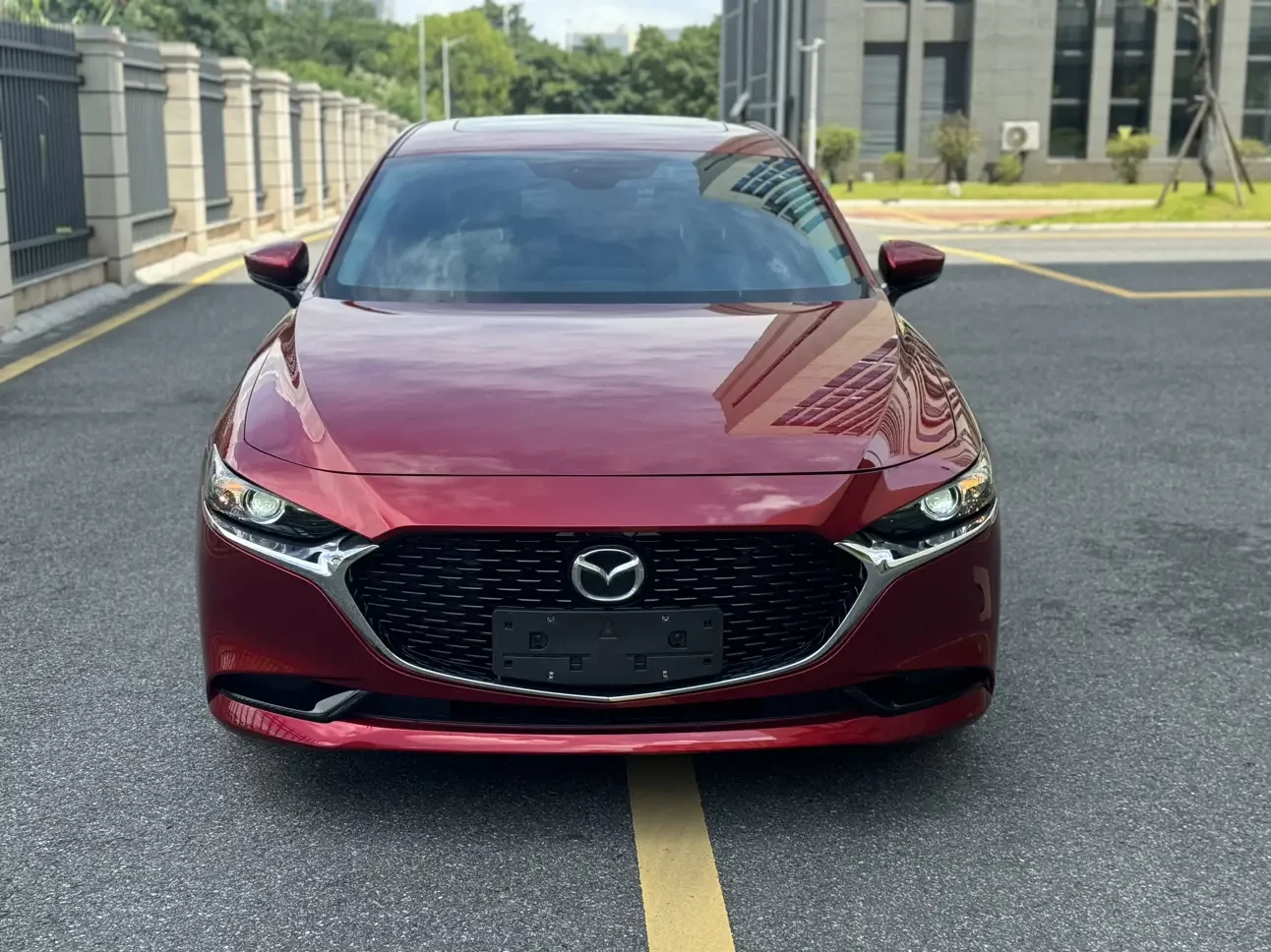 Mazda Axela (Mazda3)  из Китая