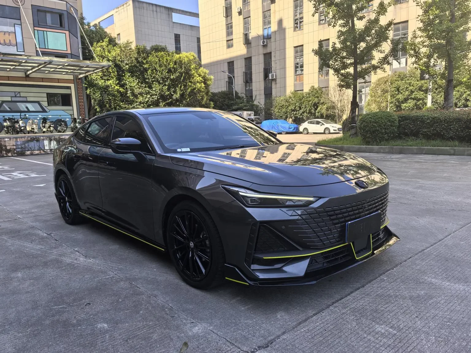 Changan UNI-V