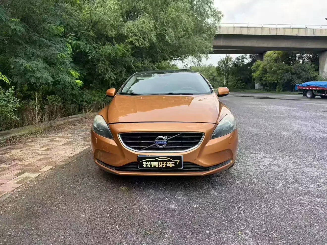 Volvo V40  из Китая