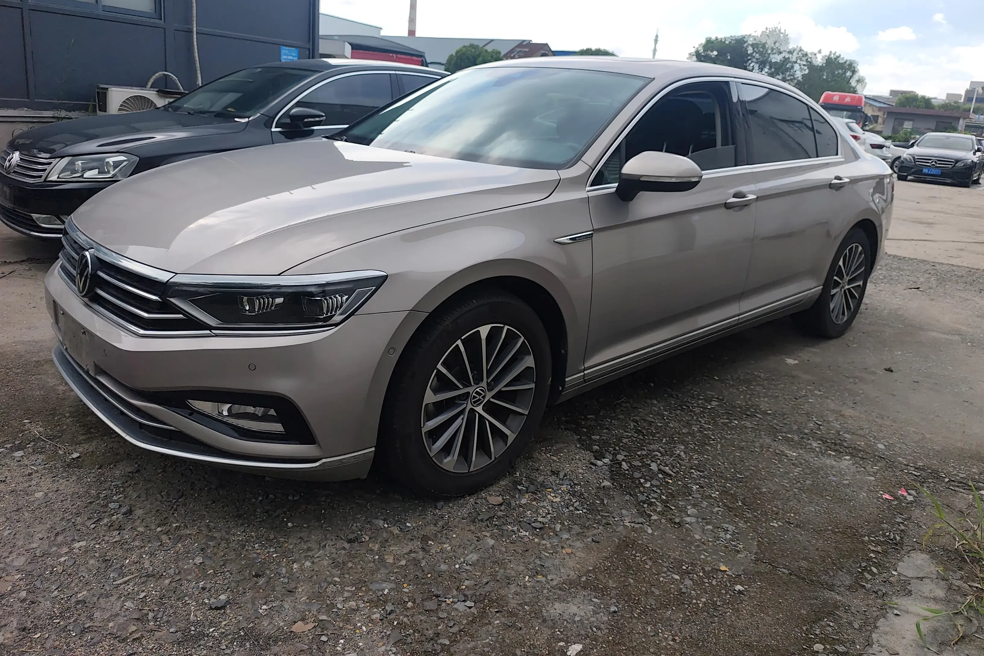 Volkswagen Magotan