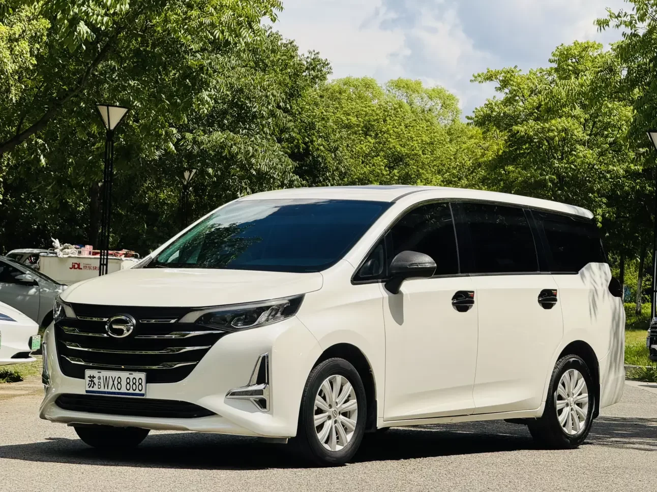 GAC Trumpchi M6  из Китая