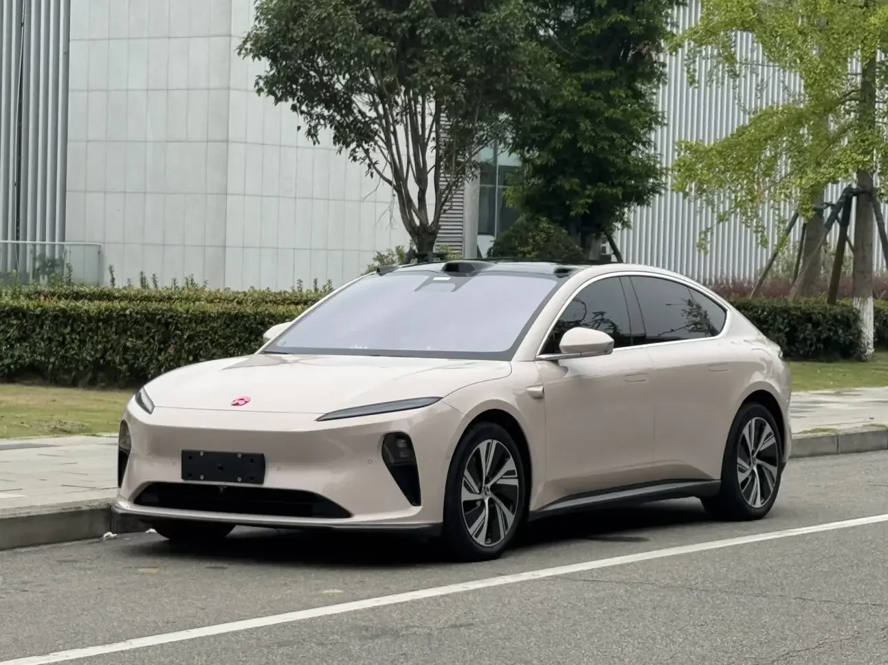 NIO ET5