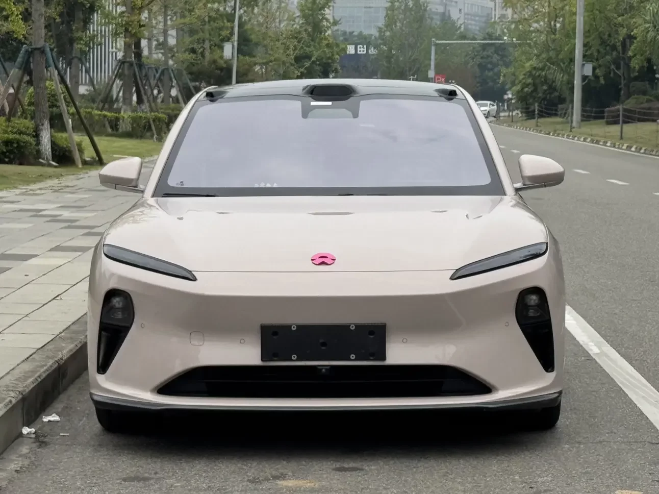 NIO ET5
