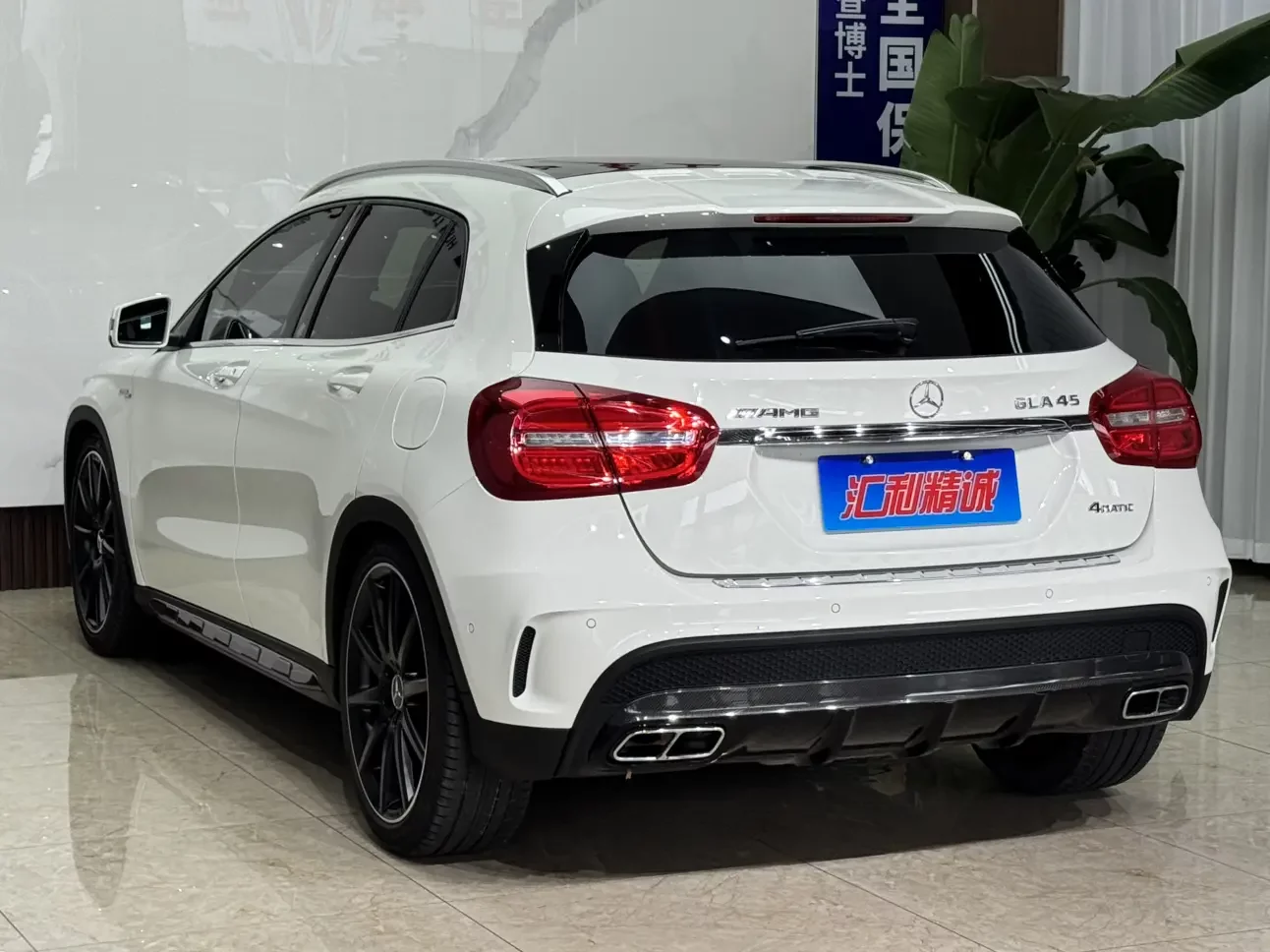 Mercedes-Benz GLA AMG