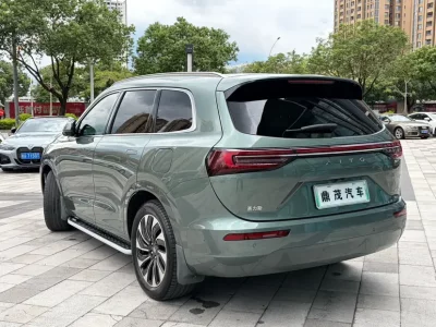 AITO M7