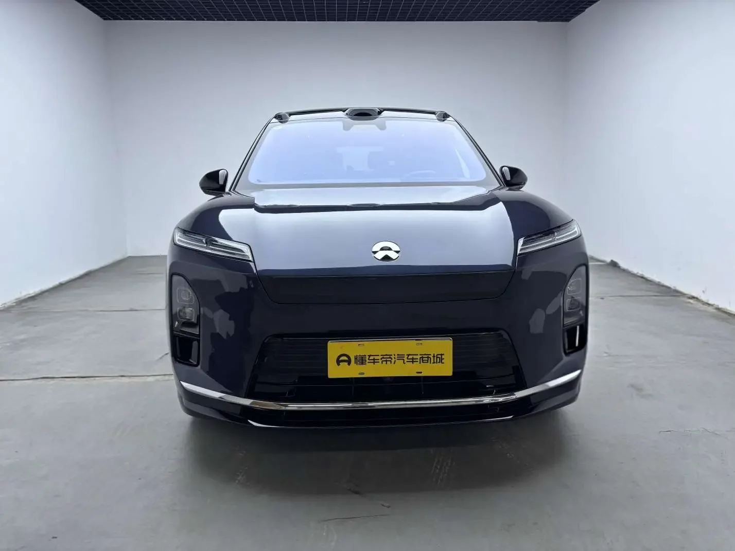 NIO ES8