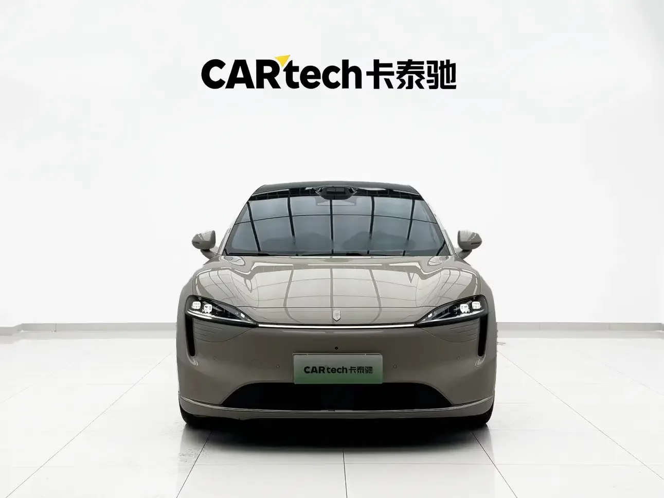 Luxeed Zhijie R7  из Китая