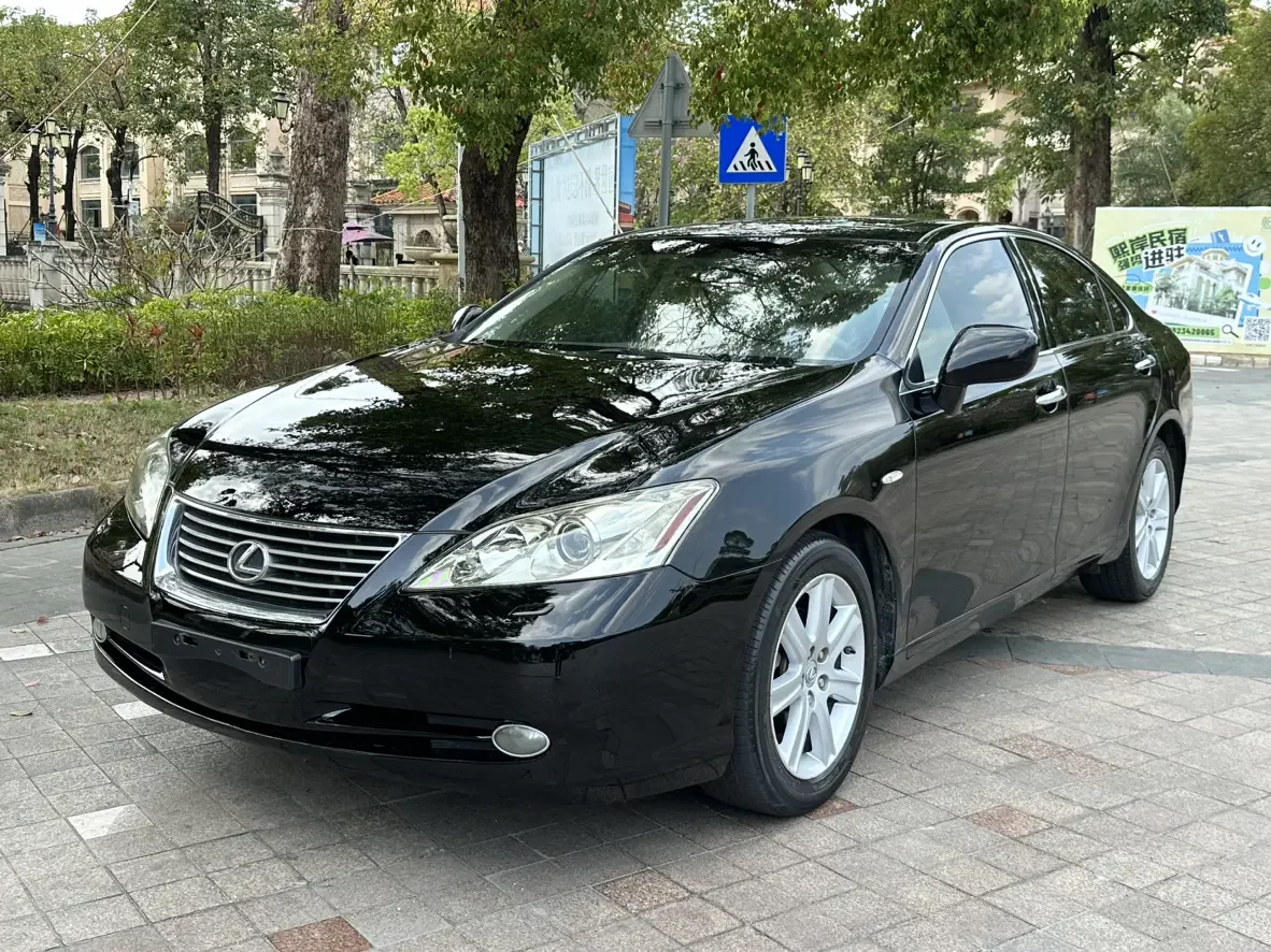 Lexus ES  из Китая