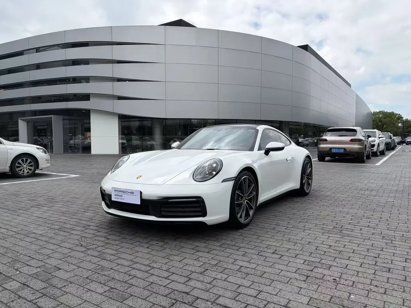 Porsche 911