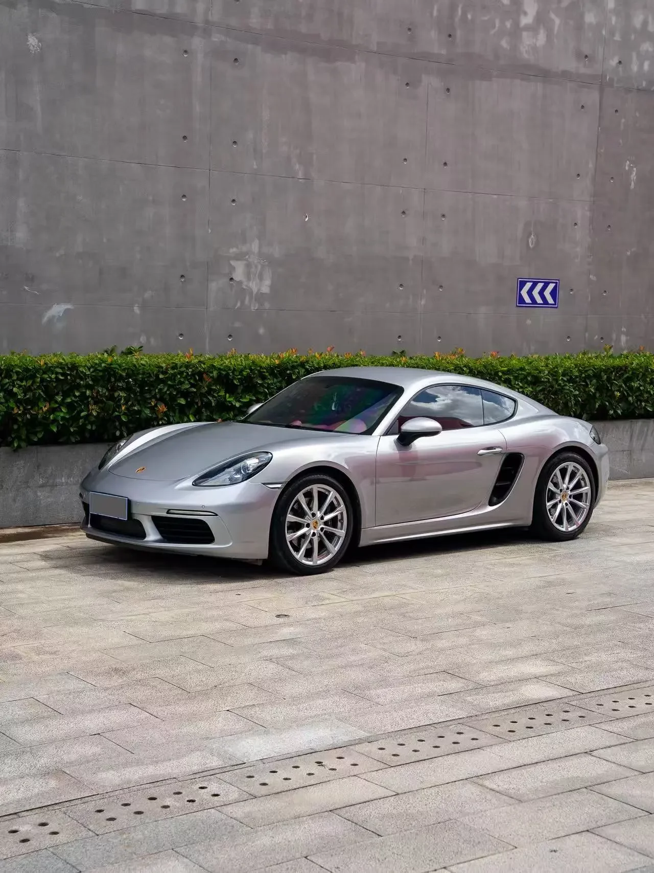 Porsche 718