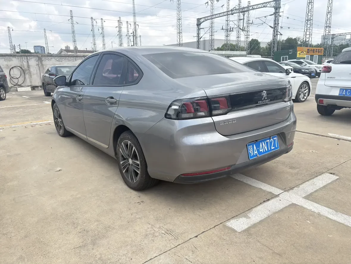 Peugeot 308