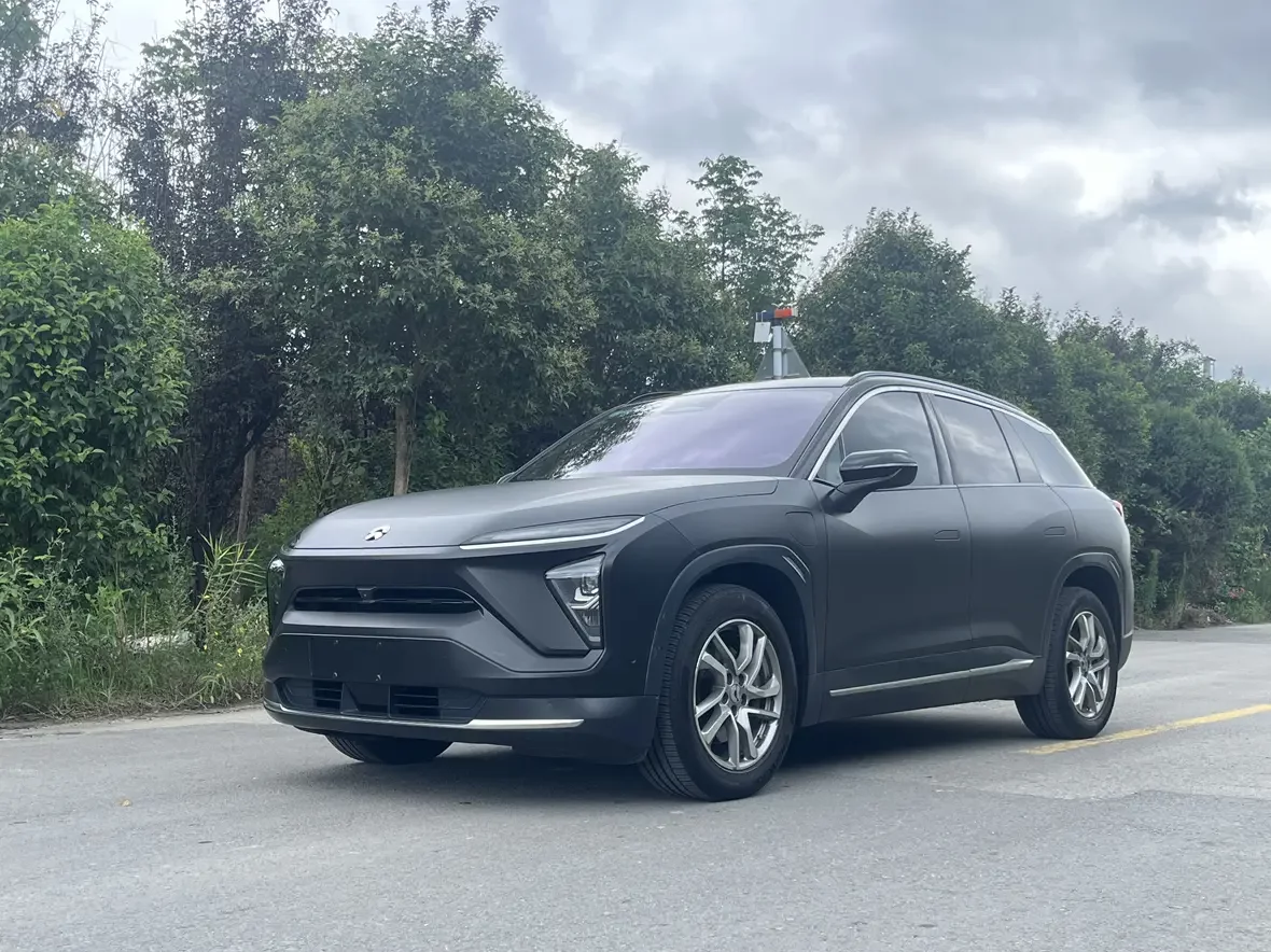 NIO ES6