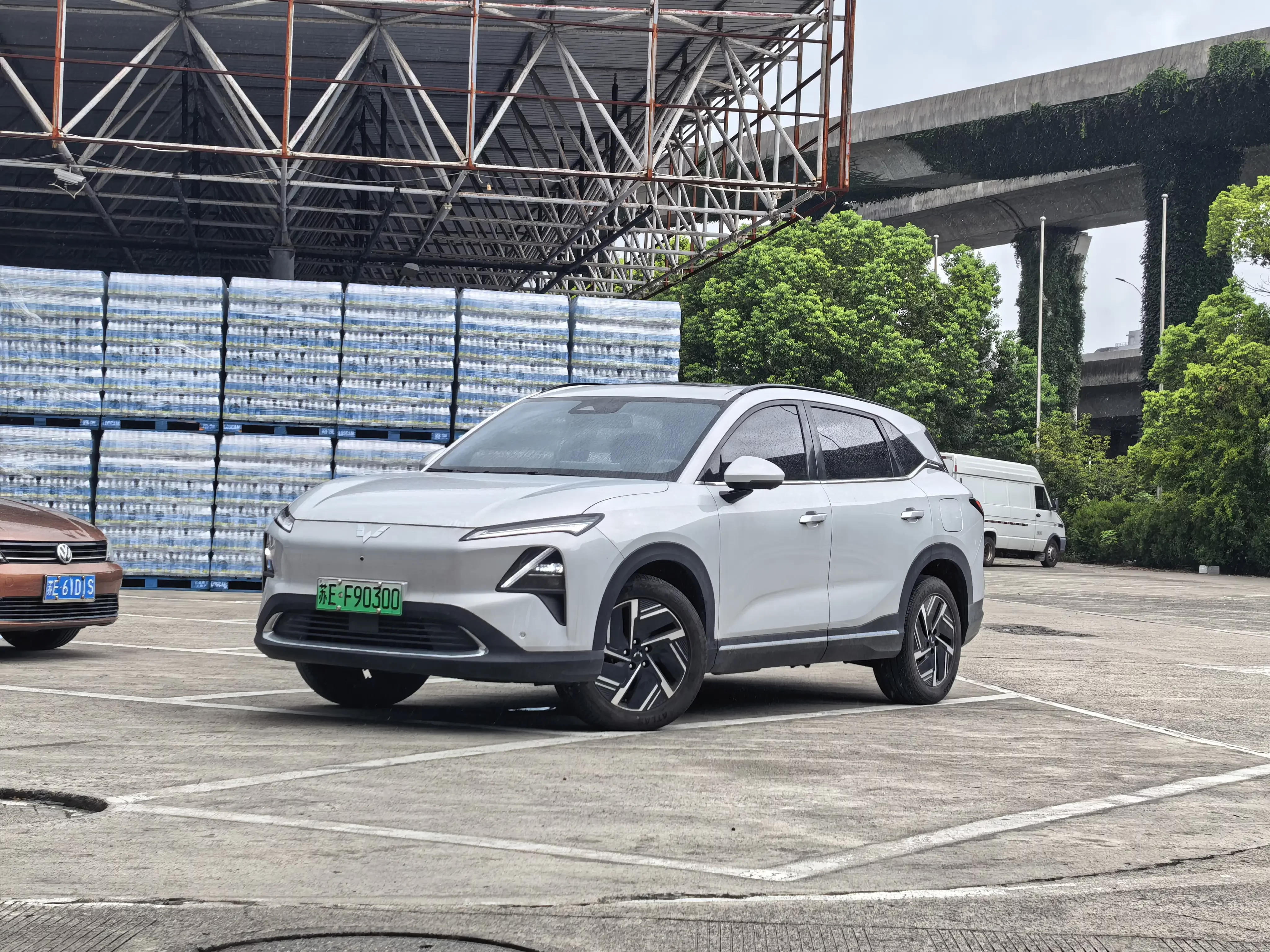 Wuling Starlight S PHEV  из Китая