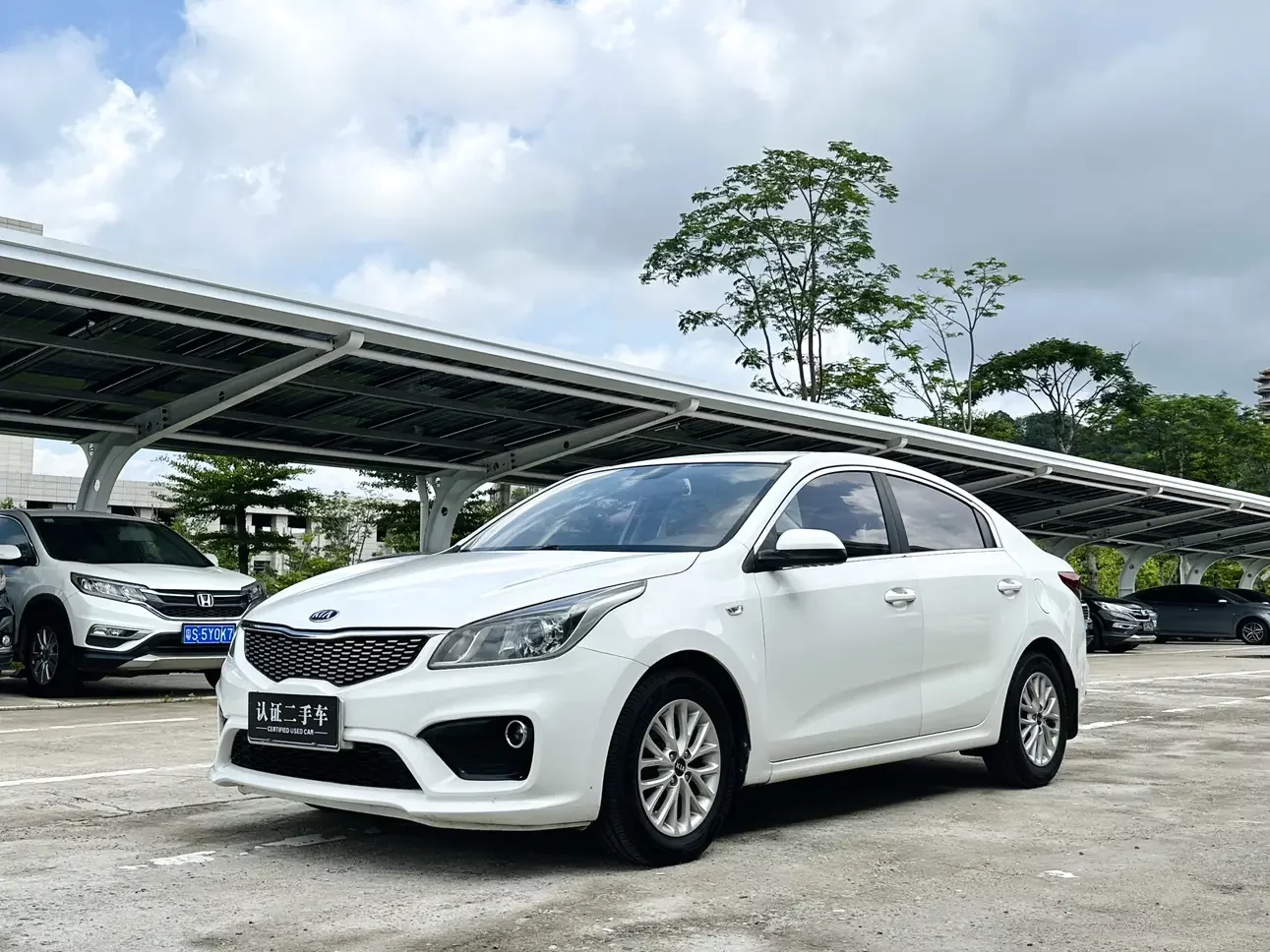 Kia K2  из Китая