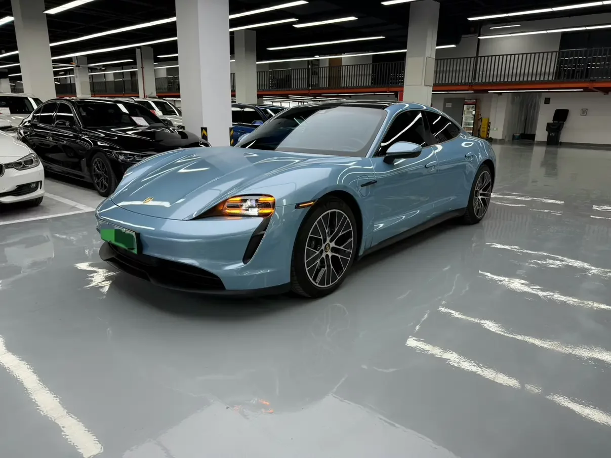 Porsche Taycan