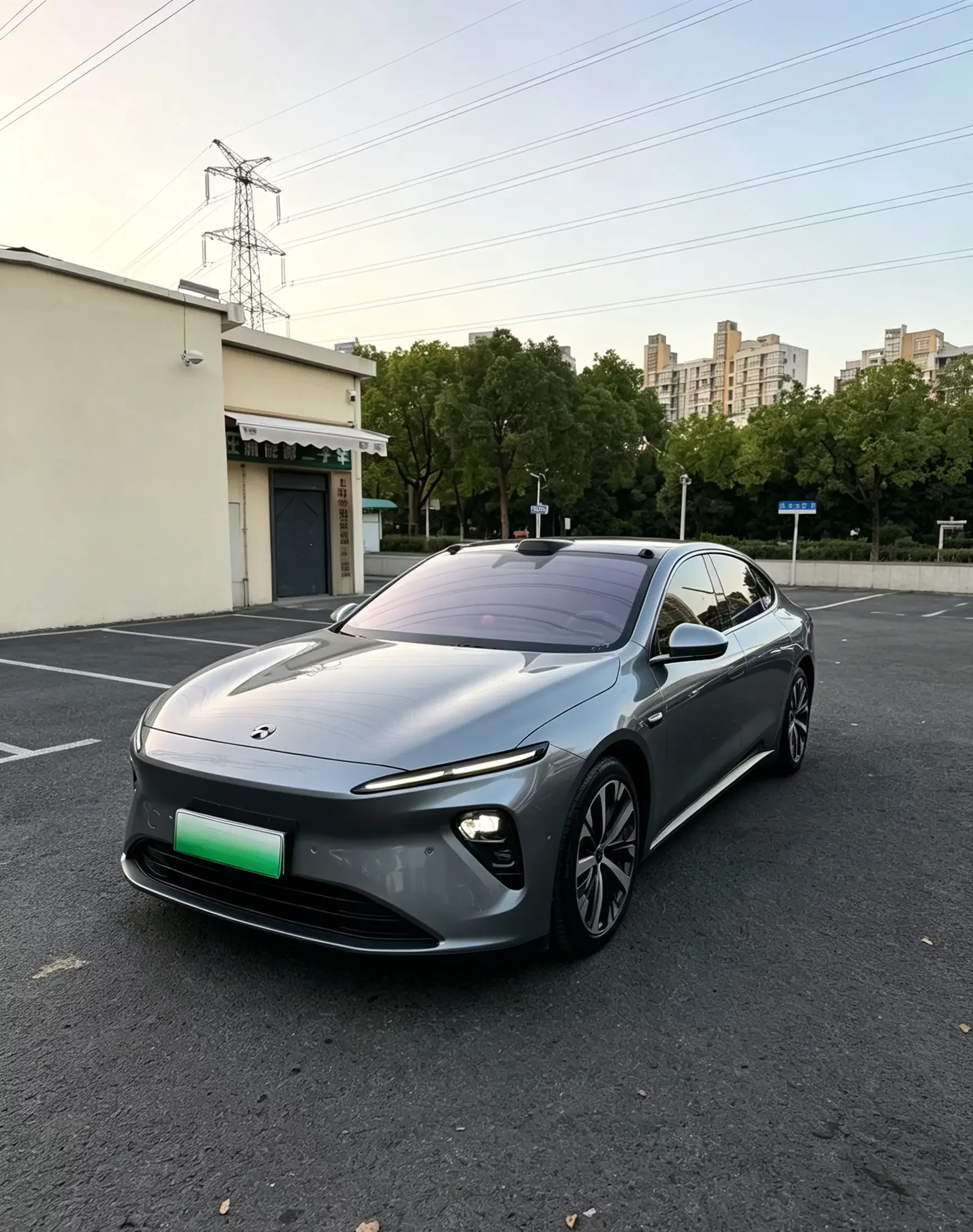 NIO ET7