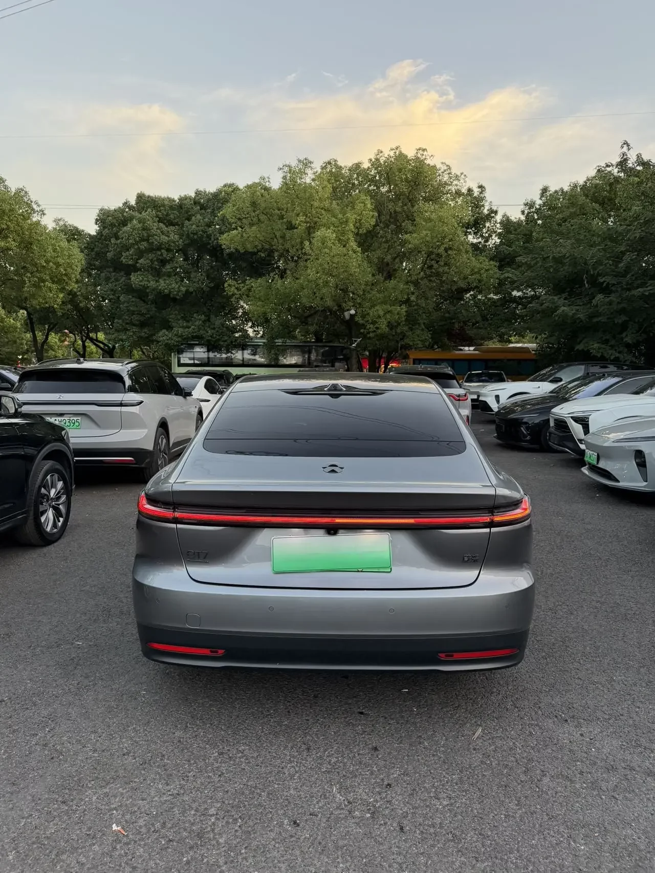 NIO ET7