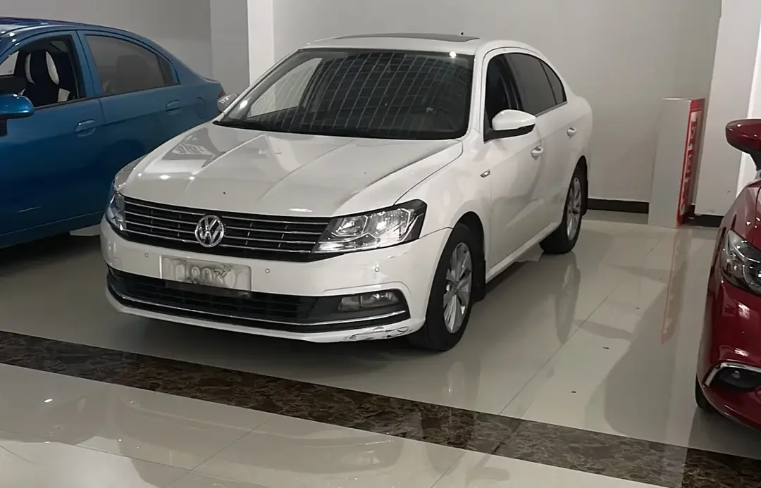 Volkswagen Lavida  из Китая