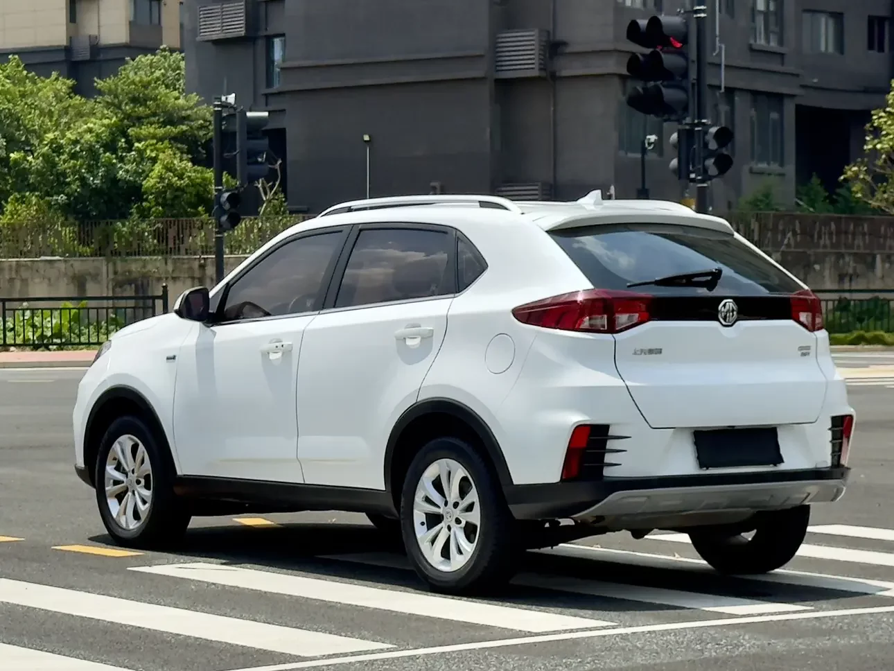 MG Ruiteng
