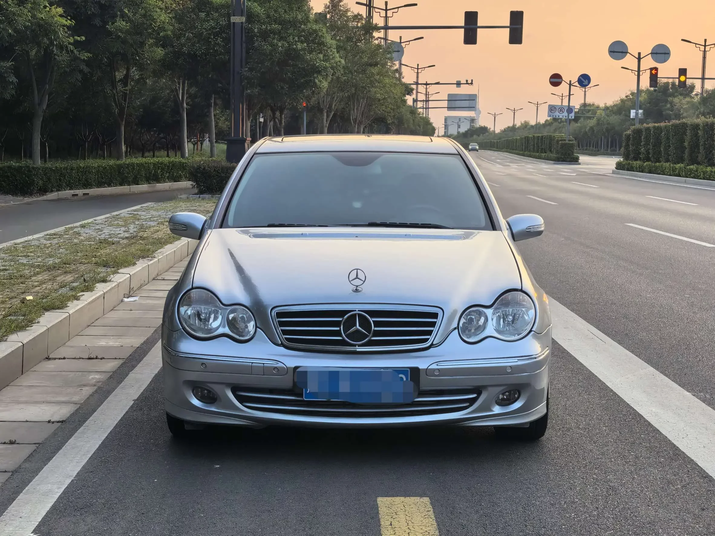 Mercedes-Benz C-Class  из Китая