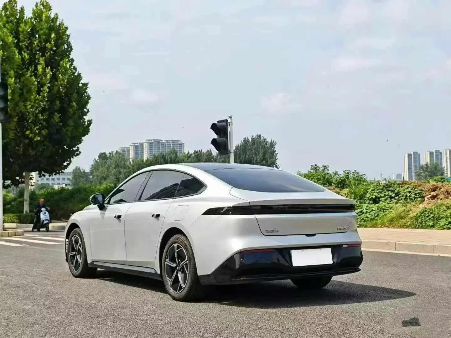 Dongfeng Yipai 007