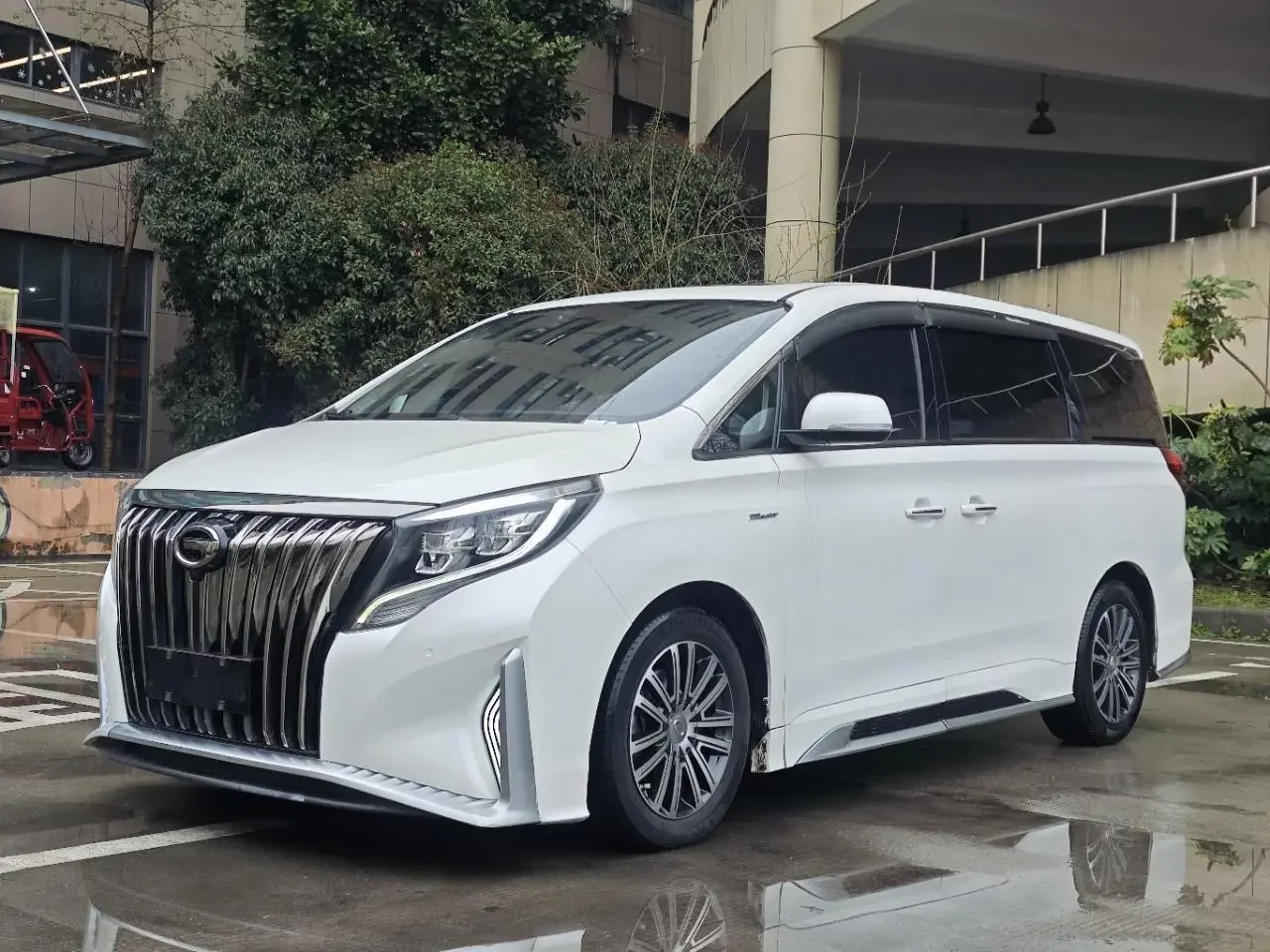 GAC Trumpchi M8