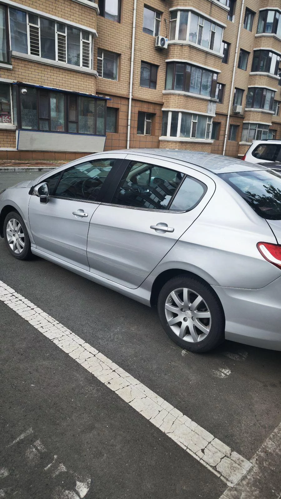 Peugeot 308  из Китая