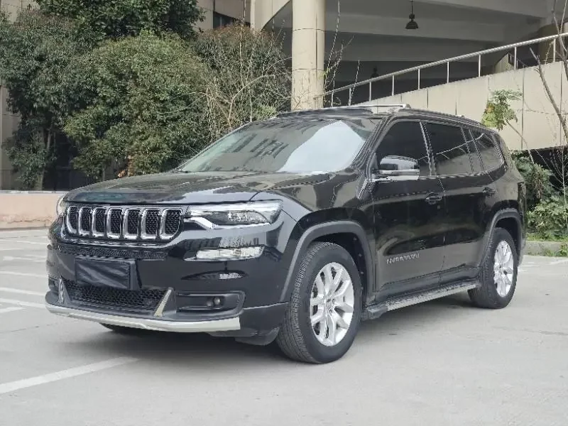Jeep commander  из Китая