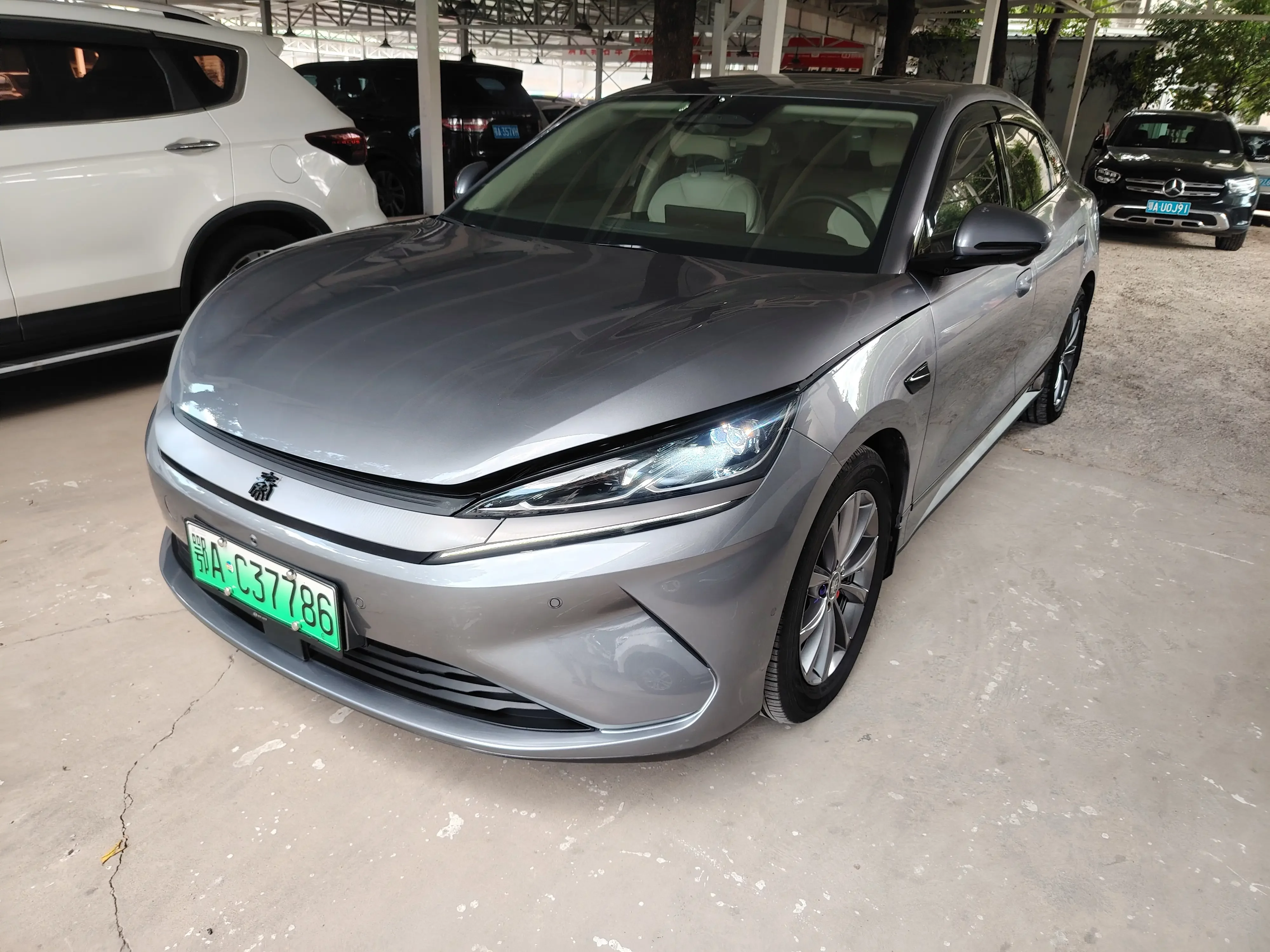 BYD Qin L EV