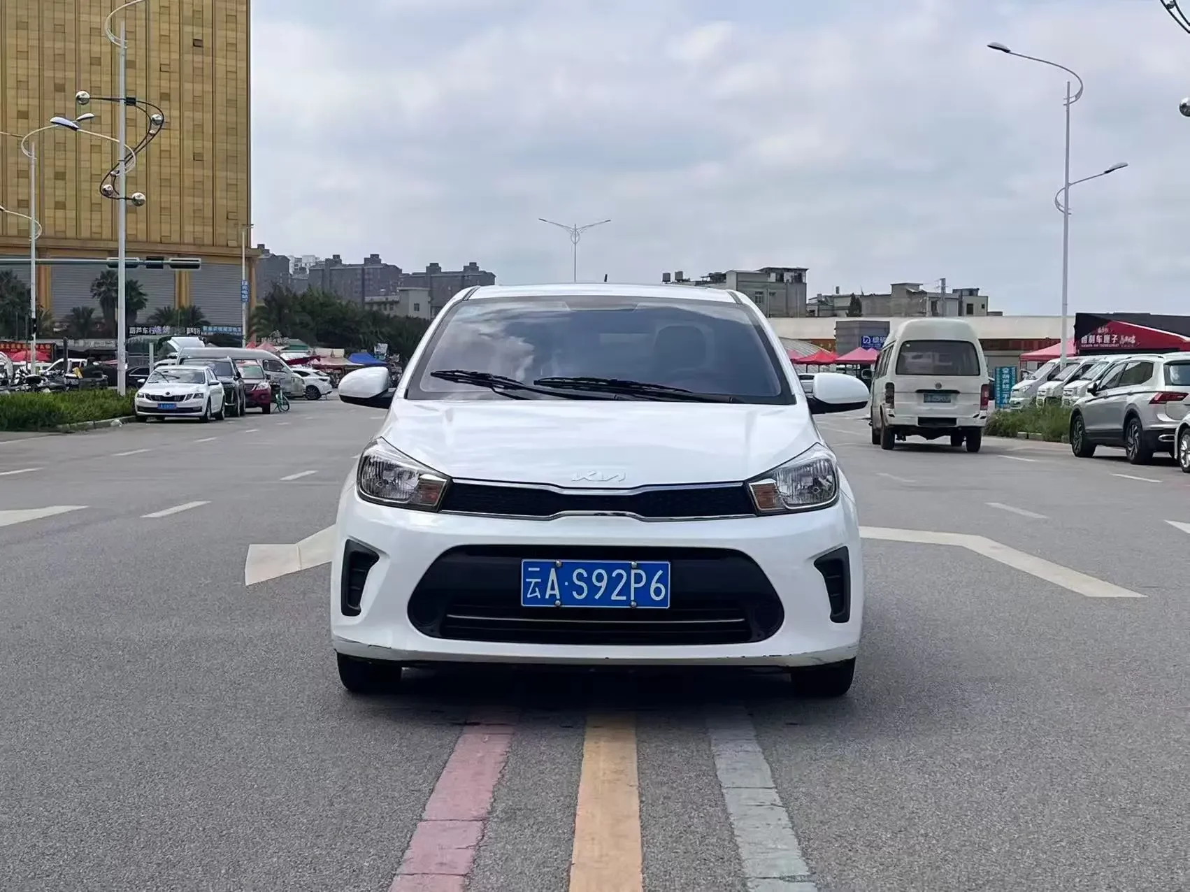 Kia Pegas (Huanchi)  из Китая