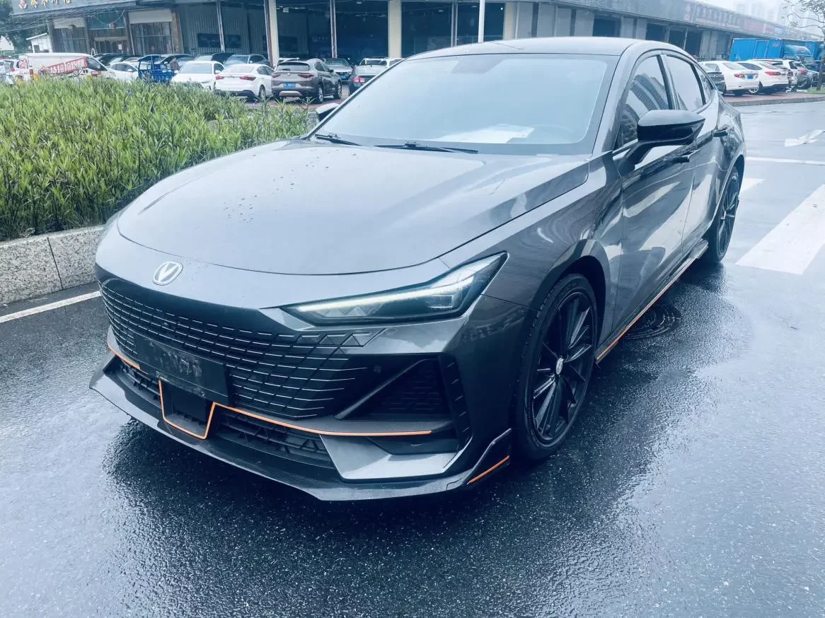 Changan UNI-V