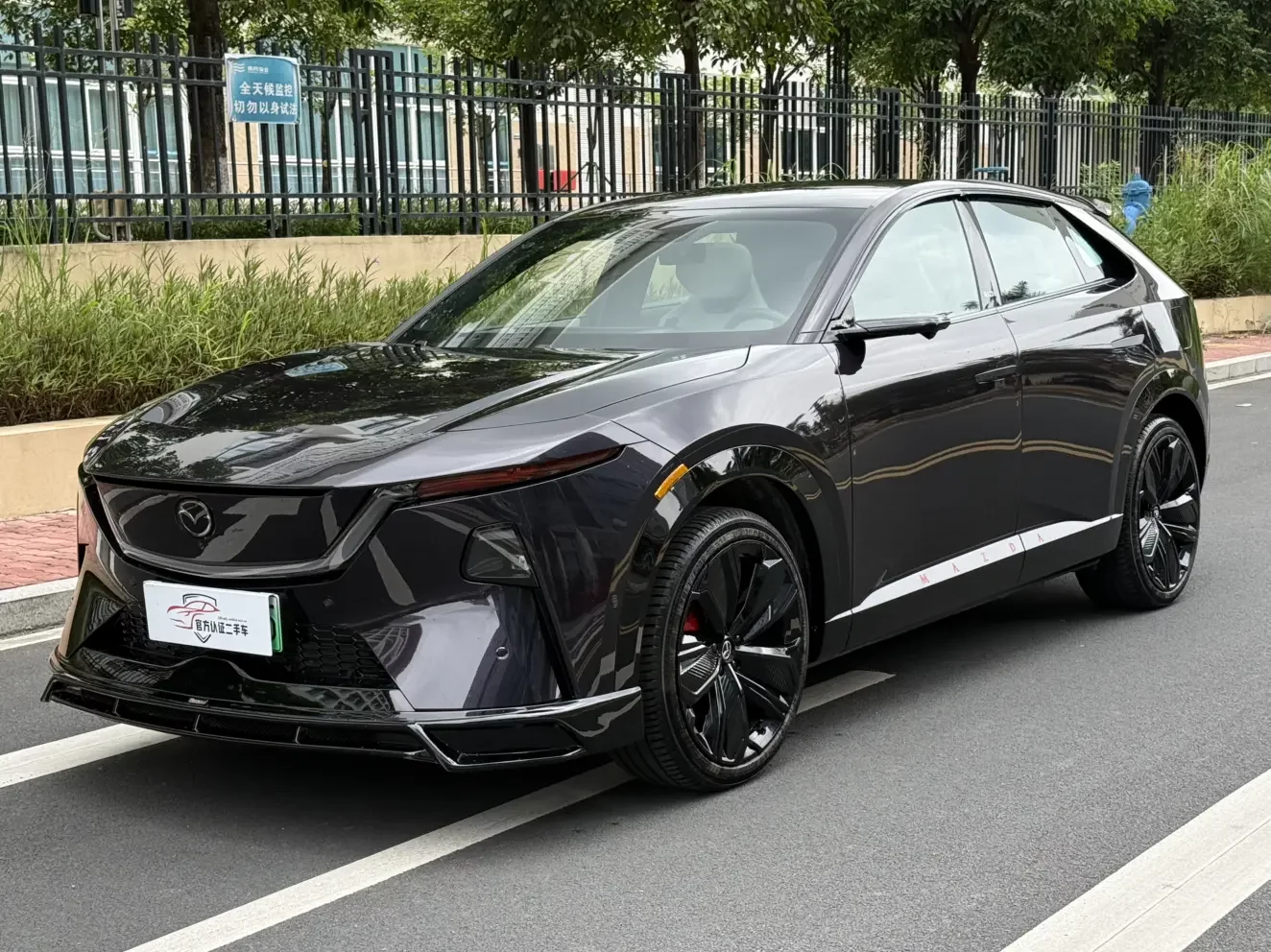 Mazda EZ-60  из Китая