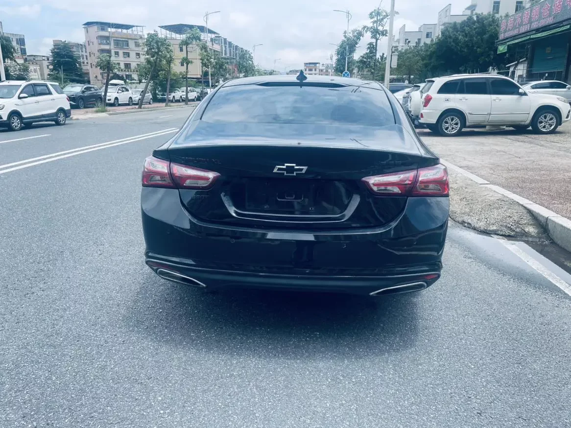 Chevrolet Malibu XL