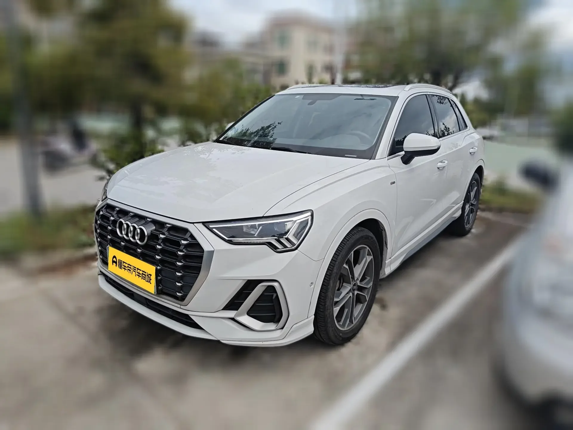 Audi Q3