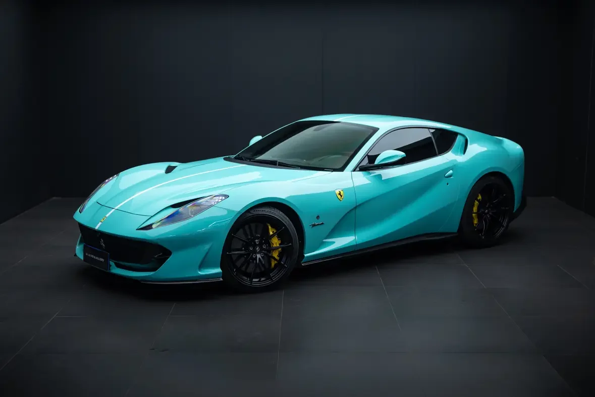 Ferrari 812  из Китая