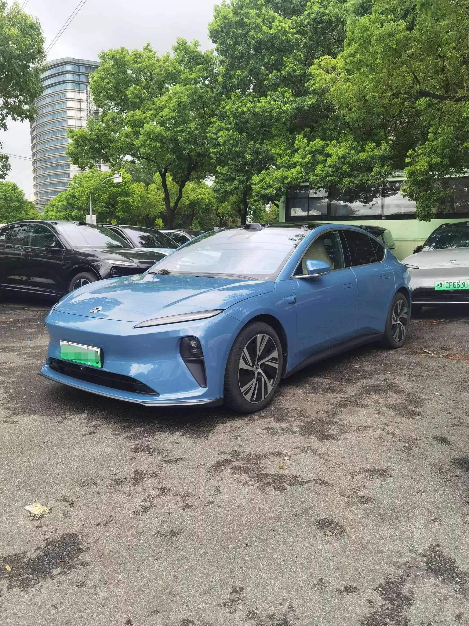 NIO ET5