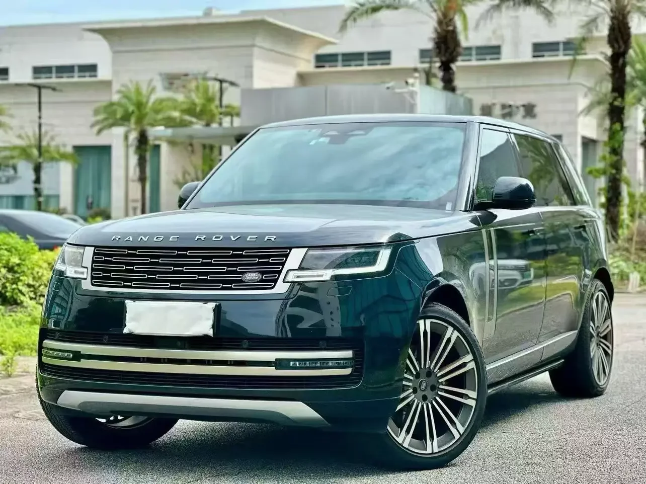 Land Rover range rover