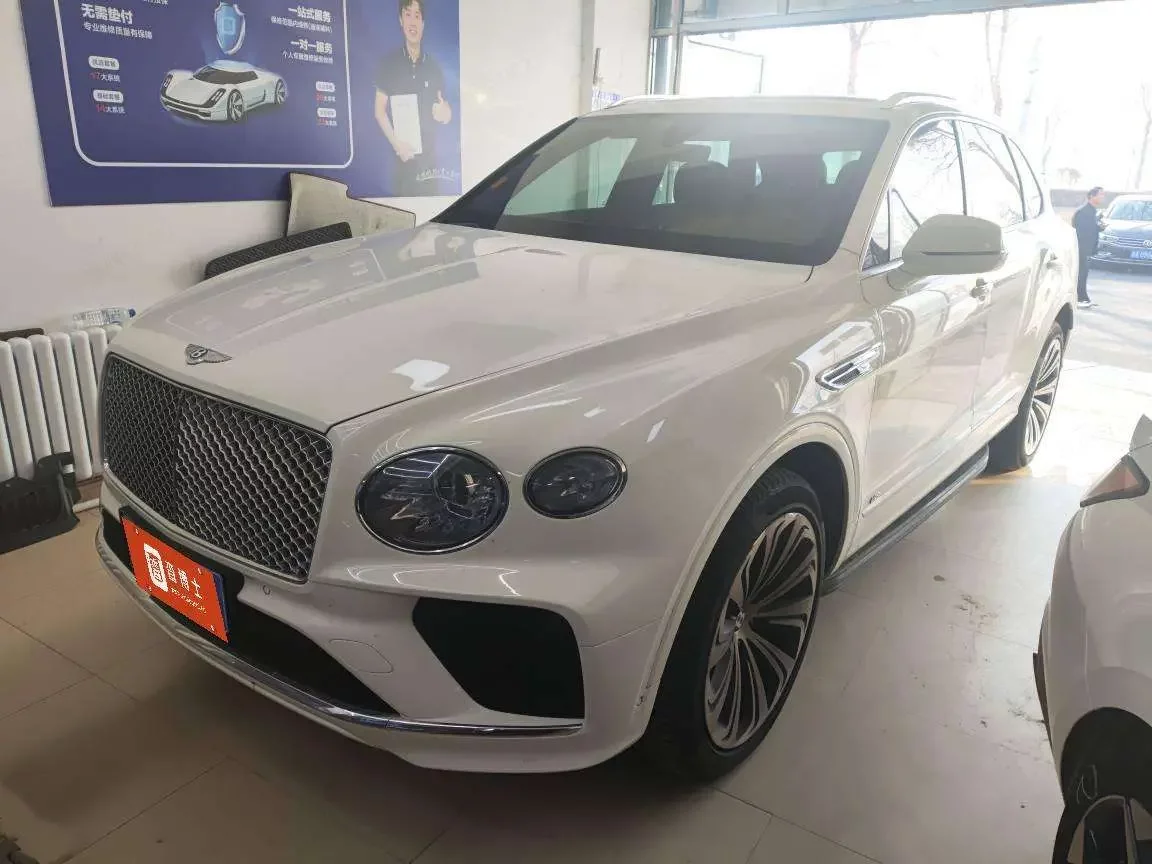 Bentley Bentayga  из Китая