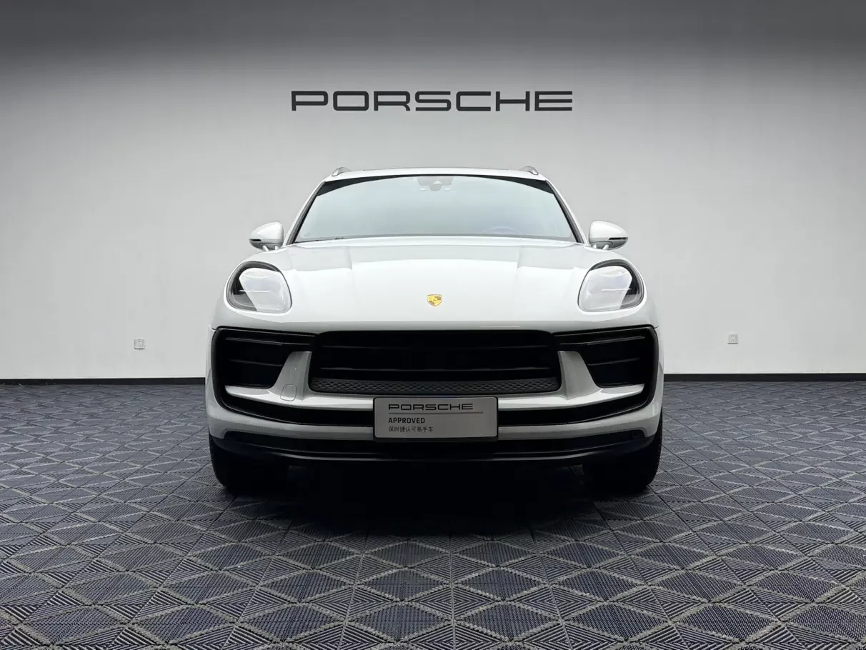 Porsche Macan  из Китая