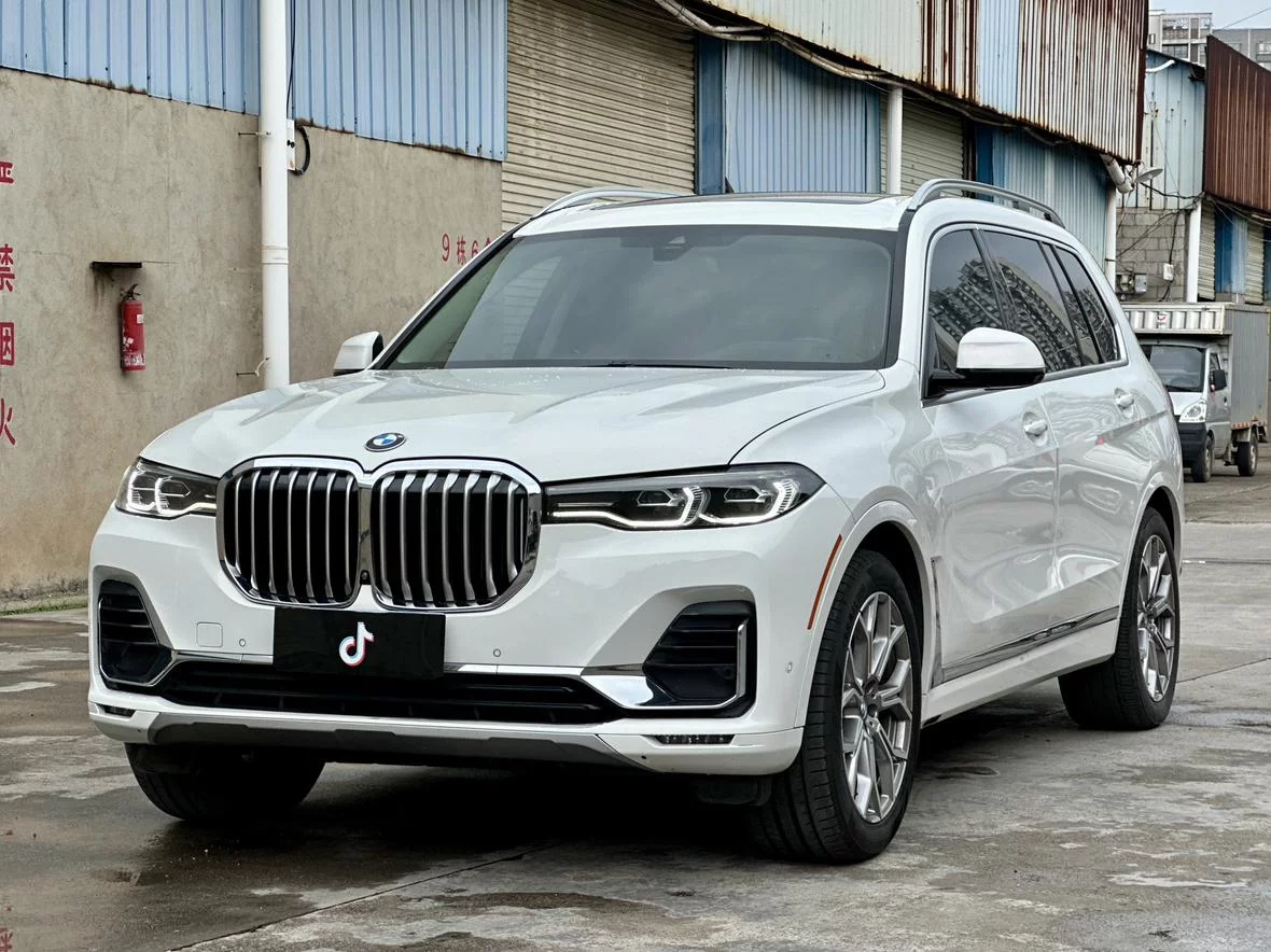 BMW X7  из Китая
