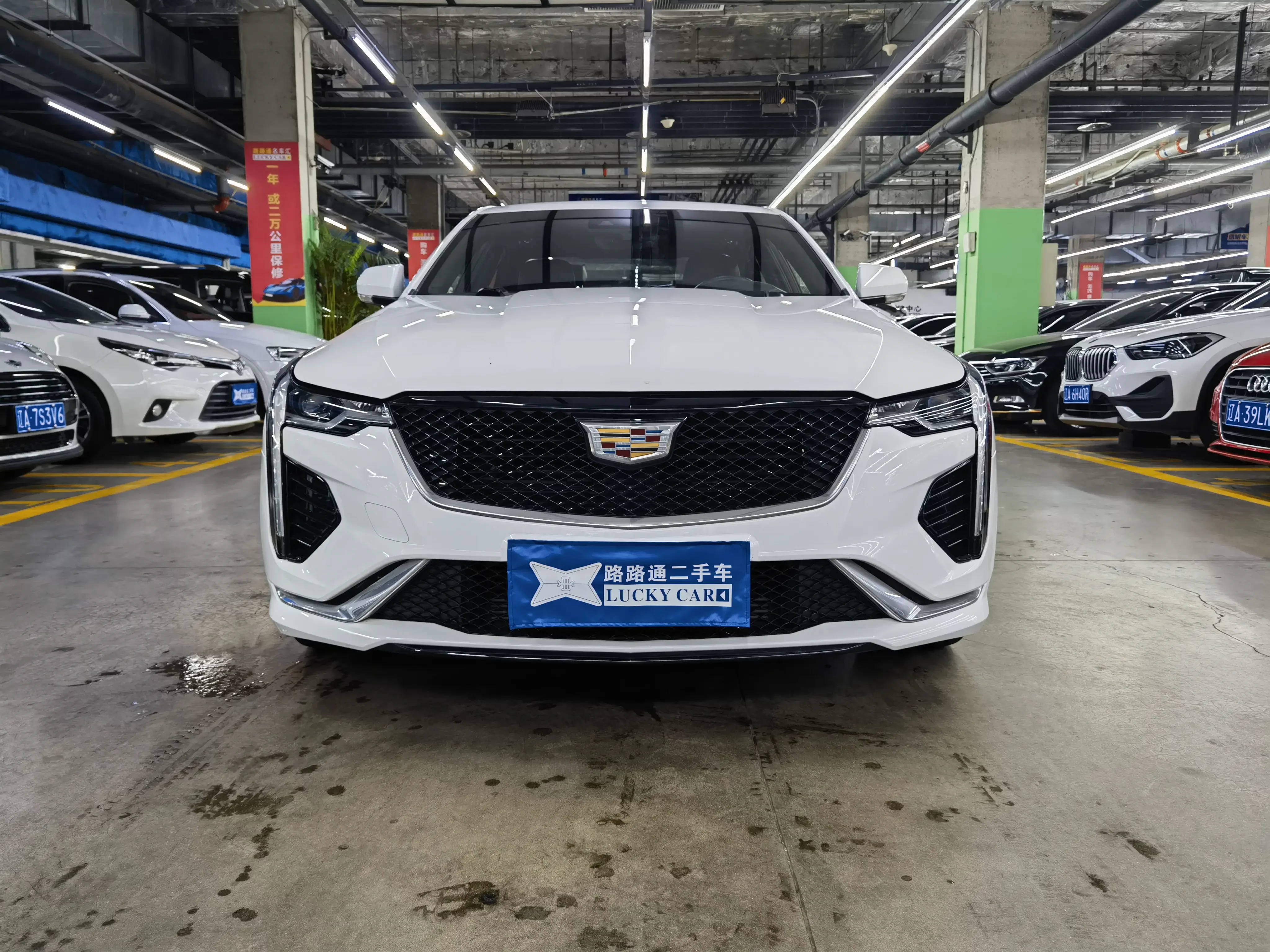 Cadillac CT4  из Китая
