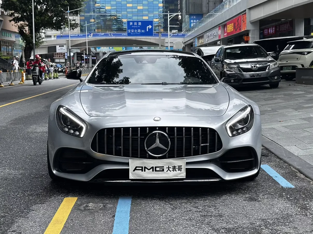 Mercedes-Benz AMG GT