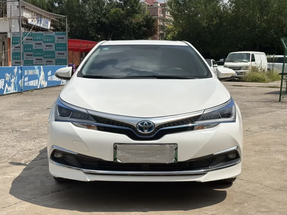 Toyota Corolla Dual Engine E+