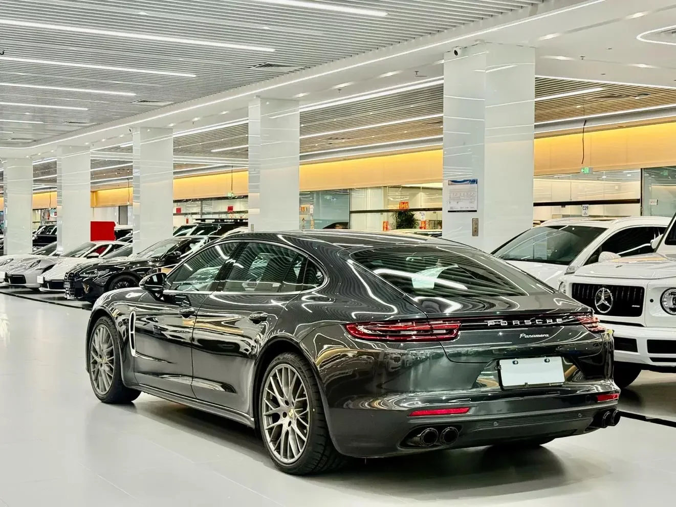 Porsche Panamera